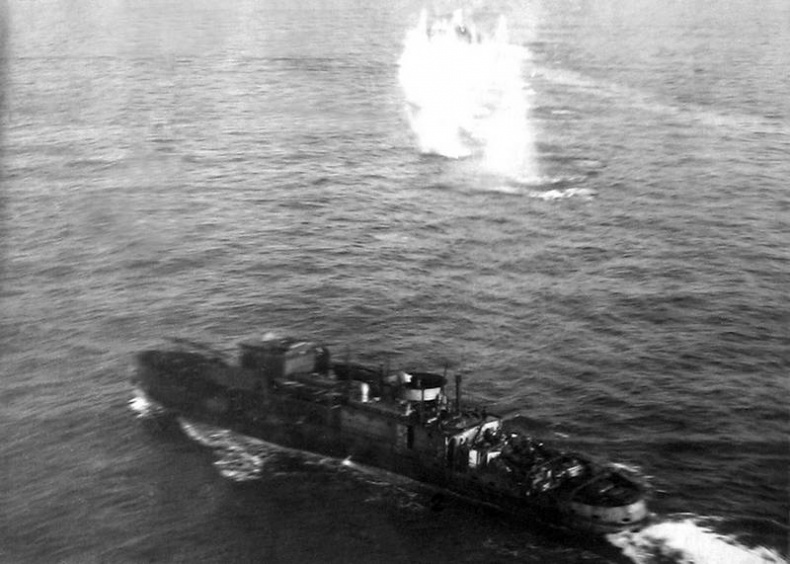 Иллюстрация к книге — Черноморский флот в Великой Отечественной войне. Краткий курс боевых действий [i_118.jpg]