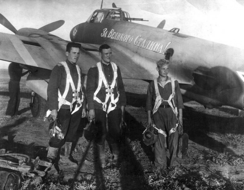 Иллюстрация к книге — Черноморский флот в Великой Отечественной войне. Краткий курс боевых действий [i_123.jpg]