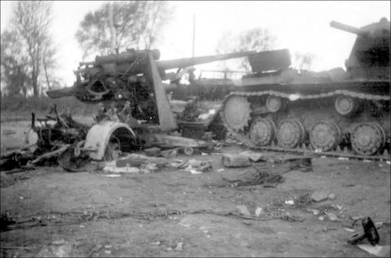 Иллюстрация к книге — Битва за Ленинград. Неизвестная оборона [str339_1.jpg]