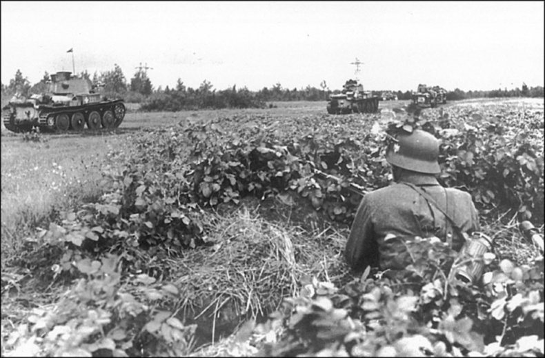 Иллюстрация к книге — Битва за Ленинград. Неизвестная оборона [str83.jpg]