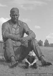 Иллюстрация к книге — Святослав - первый русский император [i_031.jpg]