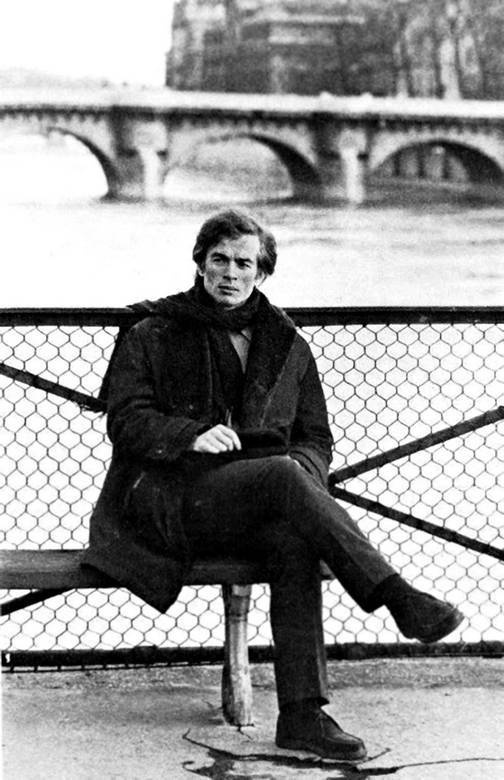 Иллюстрация к книге — Рудольф Нуреев. Я умру полубогом! [i_012.jpg]