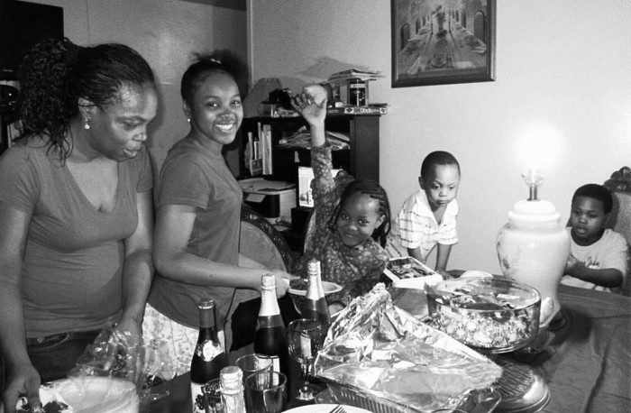 Иллюстрация к книге — Невидимая нить. Встреча, которая изменила все [_8_2.jpg]