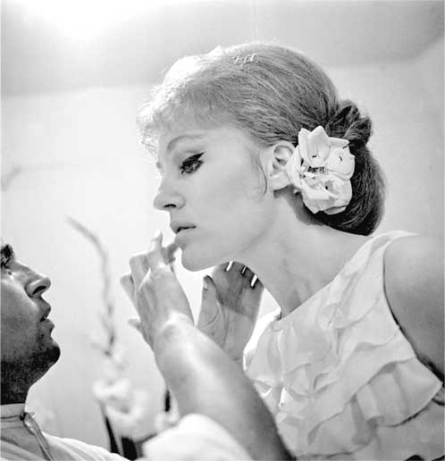 Иллюстрация к книге — Анна Герман. Сто воспоминаний о великой певице [i_036.jpg]