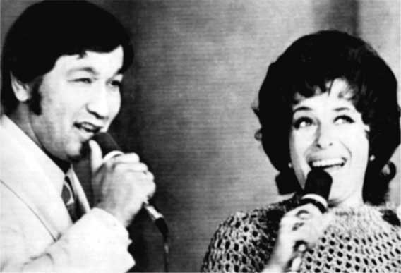 Иллюстрация к книге — Анна Герман. Сто воспоминаний о великой певице [i_041.jpg]