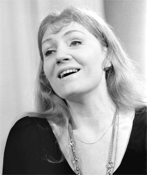 Иллюстрация к книге — Анна Герман. Сто воспоминаний о великой певице [i_077.jpg]