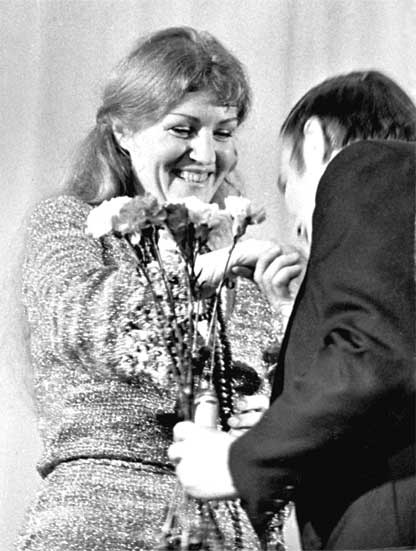 Иллюстрация к книге — Анна Герман. Сто воспоминаний о великой певице [i_127.jpg]