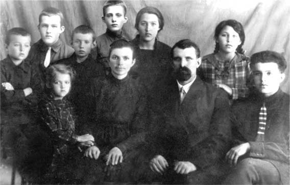 Иллюстрация к книге — Анна Герман. Сто воспоминаний о великой певице [i_190.jpg]