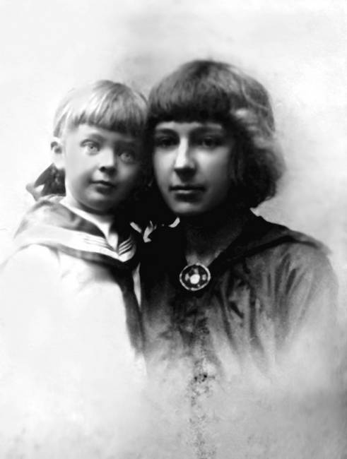 Иллюстрация к книге — Моя мать - Марина Цветаева [i_012.jpg]