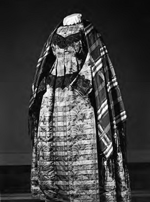 Иллюстрация к книге — Жизнь русского обывателя. На шумных улицах градских [pic_126.jpg]