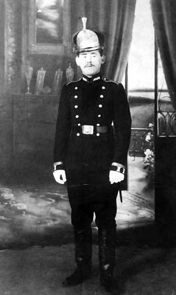 Иллюстрация к книге — Жизнь русского обывателя. От дворца до острога [pic_99.jpg]