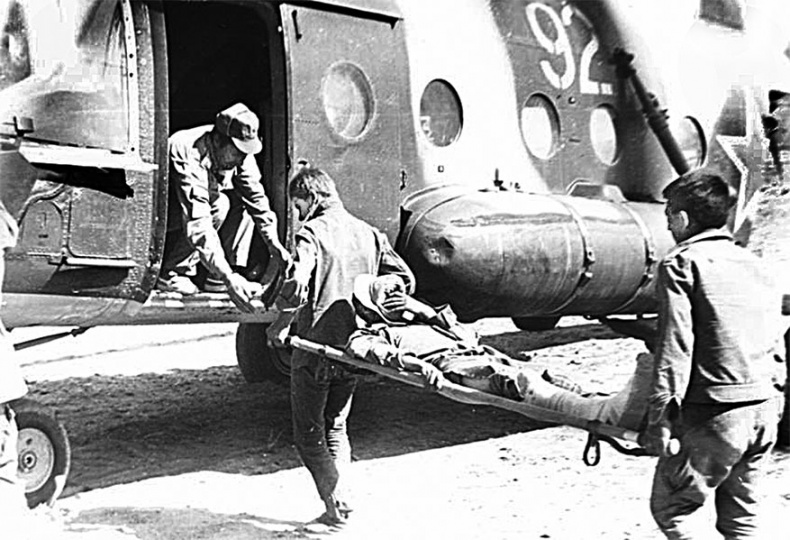 Иллюстрация к книге — За речкой шла война... [i_005.jpg]