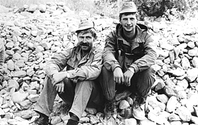 Иллюстрация к книге — За речкой шла война... [i_024.jpg]