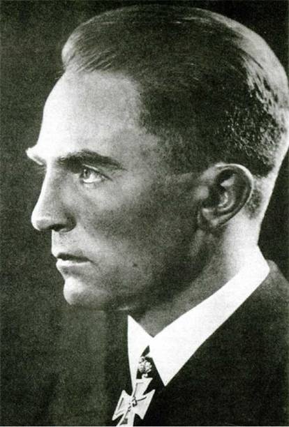 Иллюстрация к книге — Загадка Скапа-Флоу [pic_41.jpg]