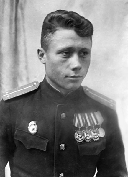 Иллюстрация к книге — Нас звали «смертниками». Исповедь торпедоносца [block_001608_page_484_image_0001.jpg]