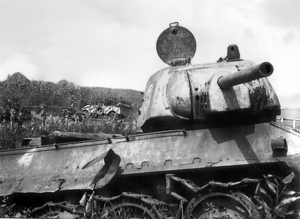 Иллюстрация к книге — Освобождение. Переломные сражения 1943 года [i_058.jpg]