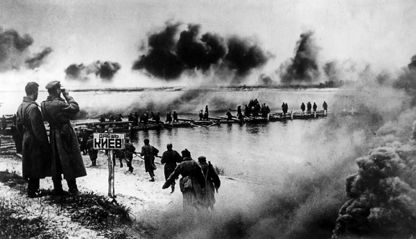 Иллюстрация к книге — Освобождение. Переломные сражения 1943 года [i_109.jpg]