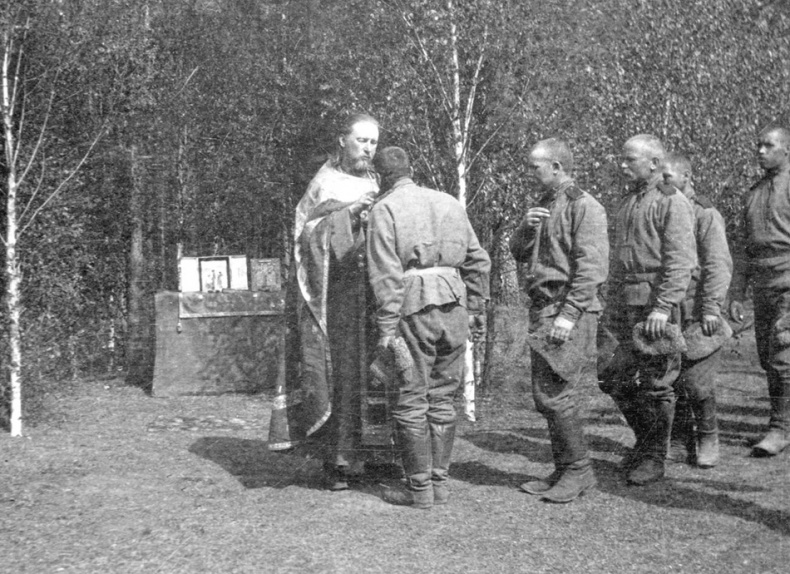 Иллюстрация к книге — Генерал Кутепов. Гибель Старой гвардии [_137.jpg]