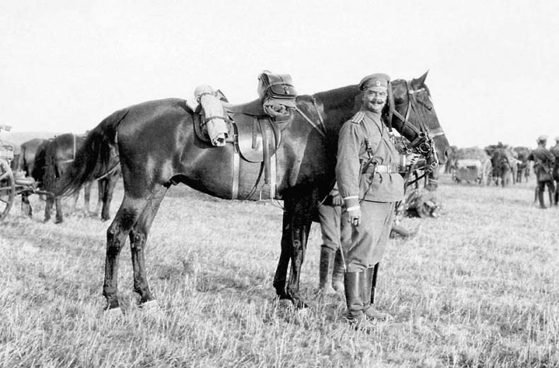 Иллюстрация к книге — Генерал Кутепов. Гибель Старой гвардии [_142.jpg]