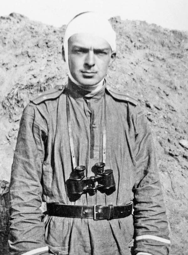 Иллюстрация к книге — Генерал Кутепов. Гибель Старой гвардии [_151.jpg]