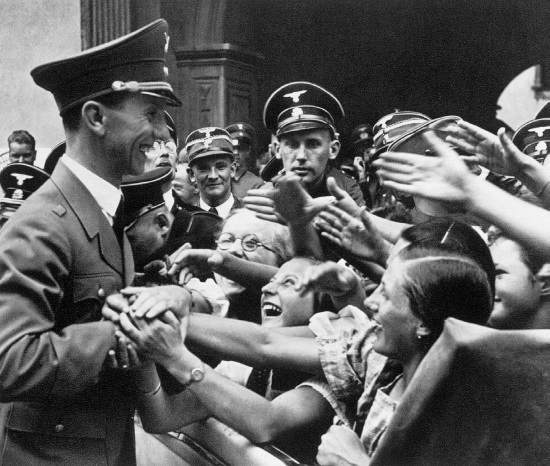 Иллюстрация к книге — Военные тайны ХХ века [i_005.jpg]