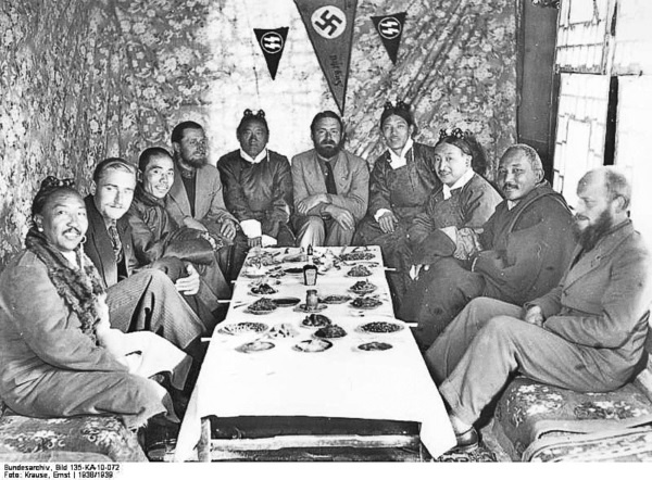 Иллюстрация к книге — Военные тайны ХХ века [i_006.jpg]