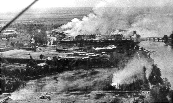 Иллюстрация к книге — По обе стороны фронта. Неизвестные факты Великой Отечественной войны [i_004.jpg]