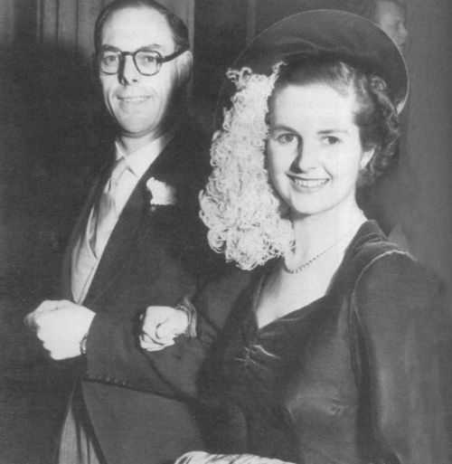 Иллюстрация к книге — Маргарет Тэтчер [i_007.jpg]