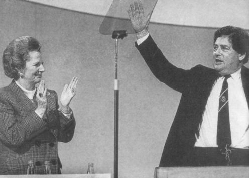 Иллюстрация к книге — Маргарет Тэтчер [i_035.jpg]