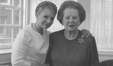 Иллюстрация к книге — Маргарет Тэтчер [i_062.jpg]