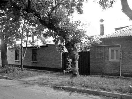 Иллюстрация к книге — Неизвестный Лангемак. Конструктор "катюш" [i_011.jpg]