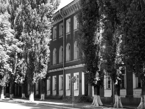 Иллюстрация к книге — Неизвестный Лангемак. Конструктор "катюш" [i_018.jpg]