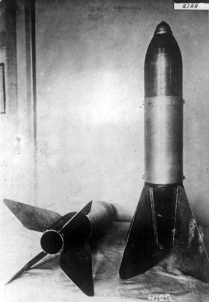 Иллюстрация к книге — Неизвестный Лангемак. Конструктор "катюш" [i_037.jpg]