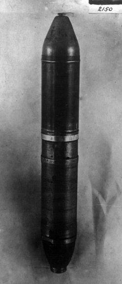 Иллюстрация к книге — Неизвестный Лангемак. Конструктор "катюш" [i_038.jpg]