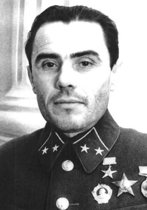 Иллюстрация к книге — Неизвестный Лангемак. Конструктор "катюш" [i_050.jpg]