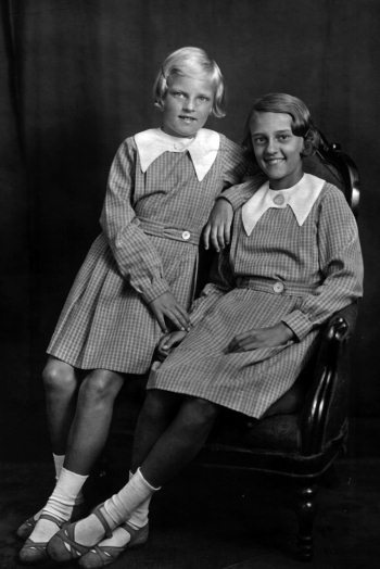 Иллюстрация к книге — Неизвестный Лангемак. Конструктор "катюш" [i_057.jpg]