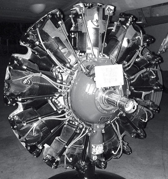 Иллюстрация к книге — Все для фронта? Как на самом деле ковалась победа [i_040.jpg]