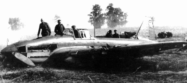 Иллюстрация к книге — "Лаптежник" против "черной смерти". Обзор развития и действий немецкой и советской штурмовой авиации в ходе Второй мировой войны [i_030.jpg]