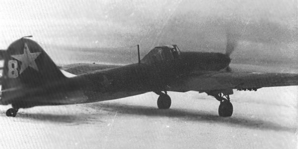 Иллюстрация к книге — "Лаптежник" против "черной смерти". Обзор развития и действий немецкой и советской штурмовой авиации в ходе Второй мировой войны [i_031.jpg]