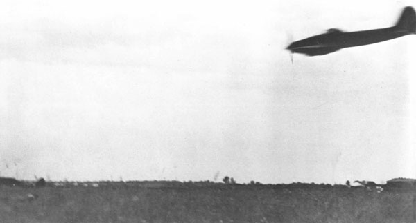 Иллюстрация к книге — "Лаптежник" против "черной смерти". Обзор развития и действий немецкой и советской штурмовой авиации в ходе Второй мировой войны [i_042.jpg]