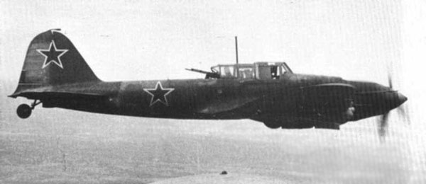 Иллюстрация к книге — "Лаптежник" против "черной смерти". Обзор развития и действий немецкой и советской штурмовой авиации в ходе Второй мировой войны [i_043.jpg]