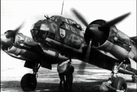 Иллюстрация к книге — Самолеты-призраки Третьего Рейха. Секретные операции Люфтваффе [i_115.jpg]