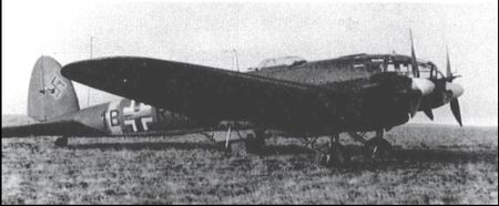 Иллюстрация к книге — Самолеты-призраки Третьего Рейха. Секретные операции Люфтваффе [i_125.jpg]