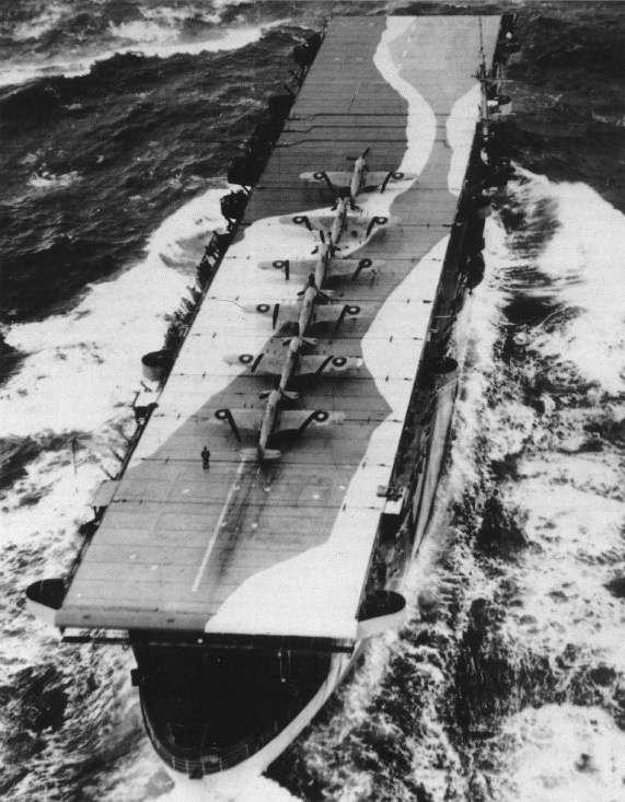 Иллюстрация к книге — Тени над Заполярьем. Действия Люфтваффе против советского Северного флота и союзных конвоев [i_091.jpg]