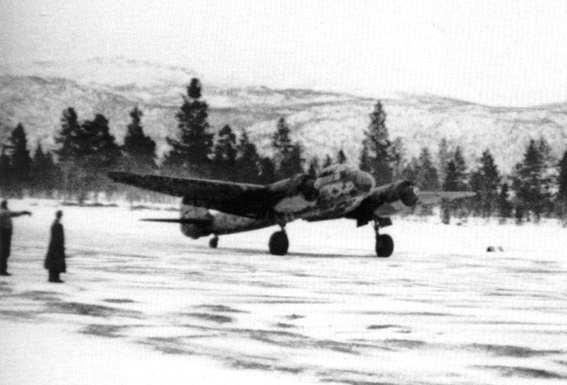 Иллюстрация к книге — Тени над Заполярьем. Действия Люфтваффе против советского Северного флота и союзных конвоев [i_140.jpg]