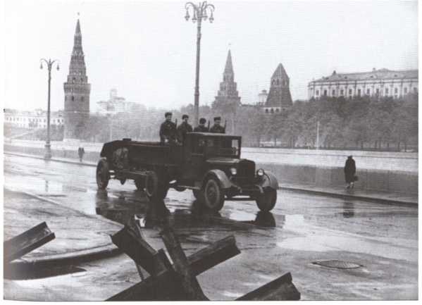 Иллюстрация к книге — Василевский [i_006.jpg]