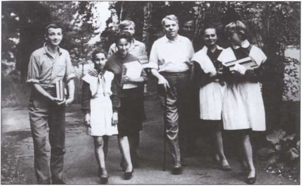 Иллюстрация к книге — Василевский [i_024.jpg]