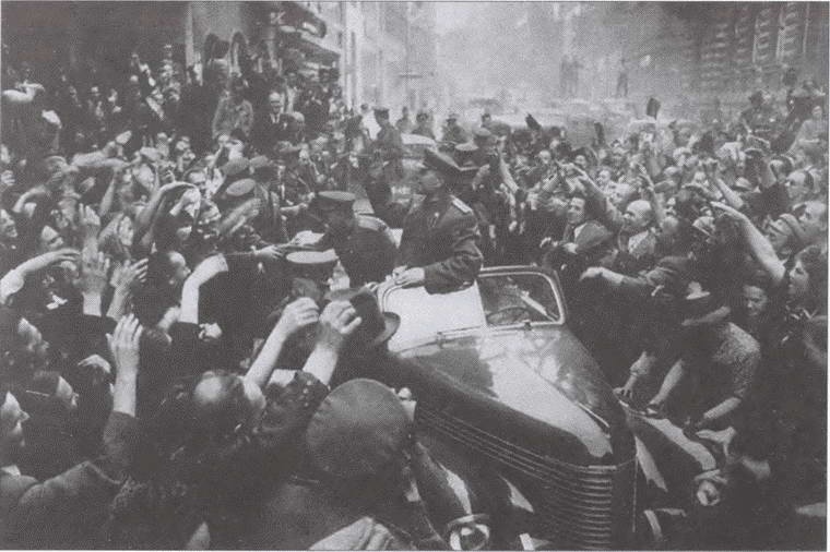 Иллюстрация к книге — Маршал Конев [i_018.jpg]