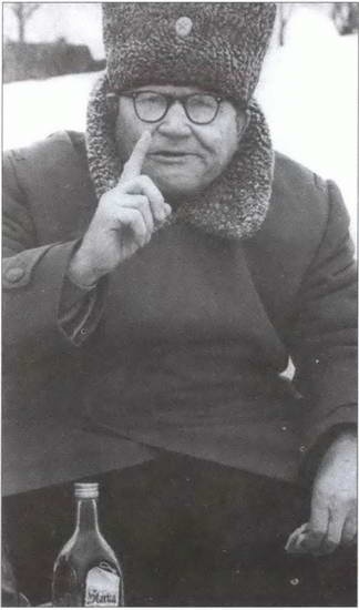 Иллюстрация к книге — Маршал Конев [i_023.jpg]