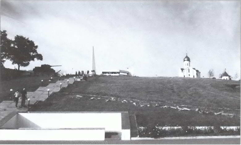 Иллюстрация к книге — Маршал Конев [i_026.jpg]